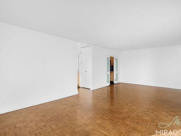 4th image of 145 W 67th St APT 35H