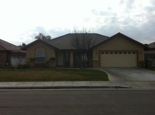 7011 Via Del Mar, Bakersfield, CA 93307