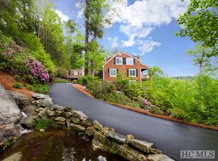 345 Cottage Ln, Highlands, NC 28741