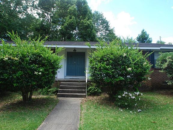 3rd image of 314 Mandalay Dr
