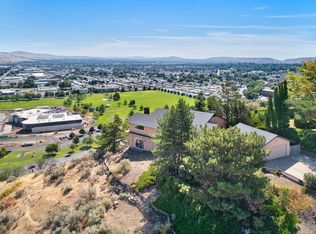 1107 Fellows Dr, Yakima, WA 98908