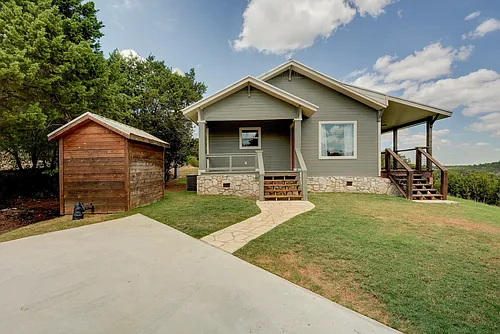 21300 Crestmont Dr #B Photo 1