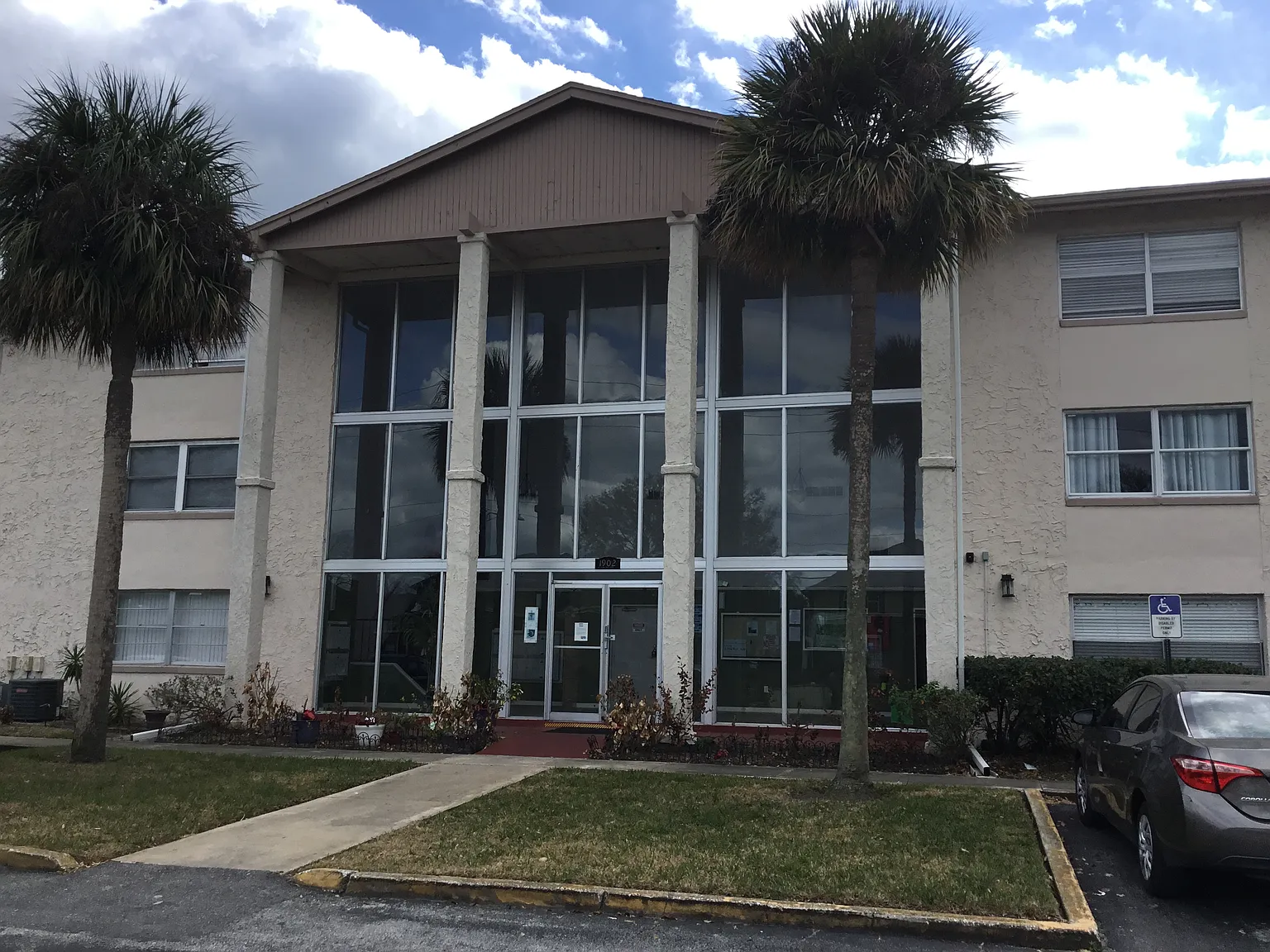 1 bed, 650 sqft, $1,100 — Photo 1
