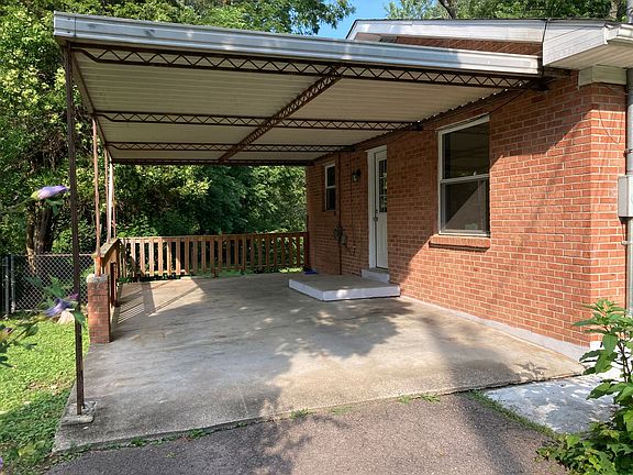 2nd image of 454 Brookwood Dr