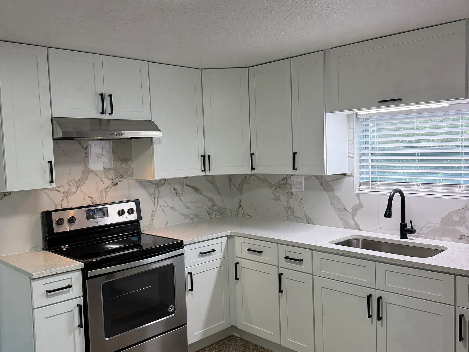 2 bed, 900 sqft, $1,550 — Photo 4