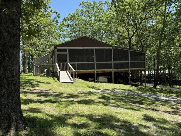 462529 Oakball Dr, Watts, OK 74964