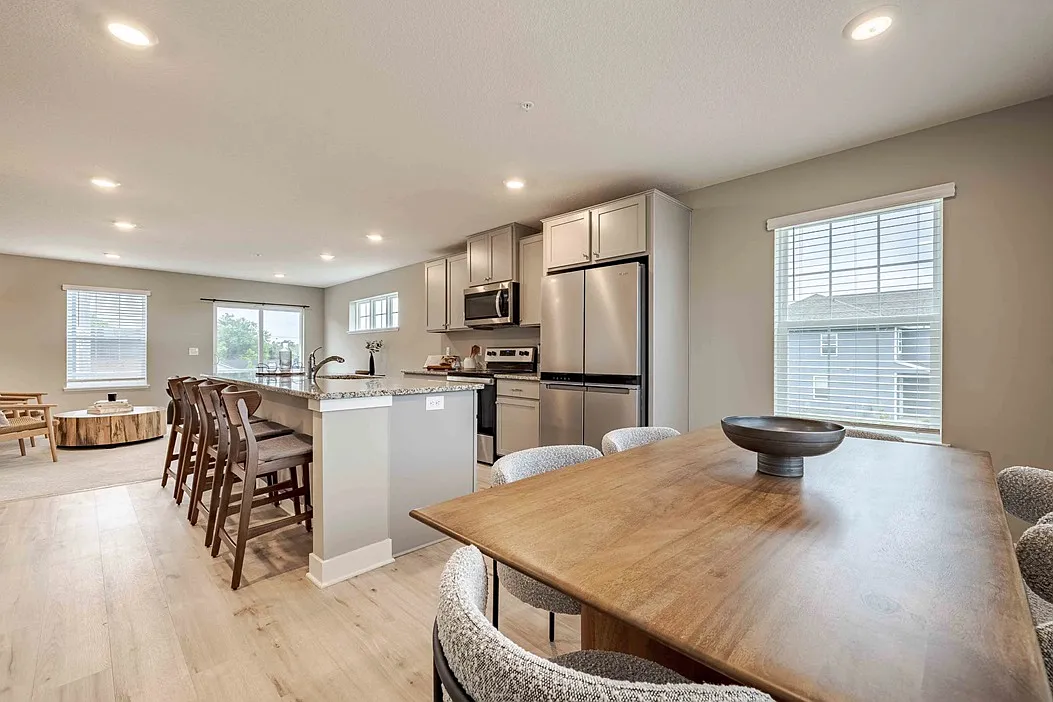 Charming, Sophisticated Home with 2-Car Attached Garage — Photo 2