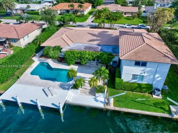 1400 NE 103rd St, Miami Shores, FL 33138