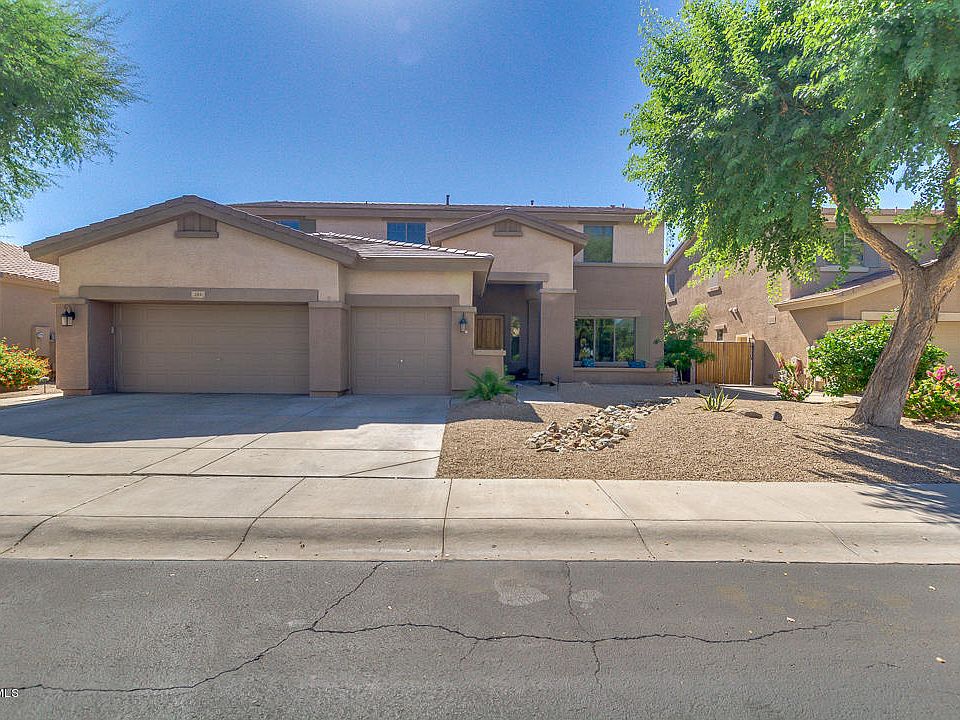 1st image of 761 E Capricorn Way