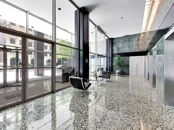 3rd image of 900 N Lake Shore Dr APT 1610