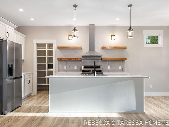 5th image of 6014 Savannah Way #6