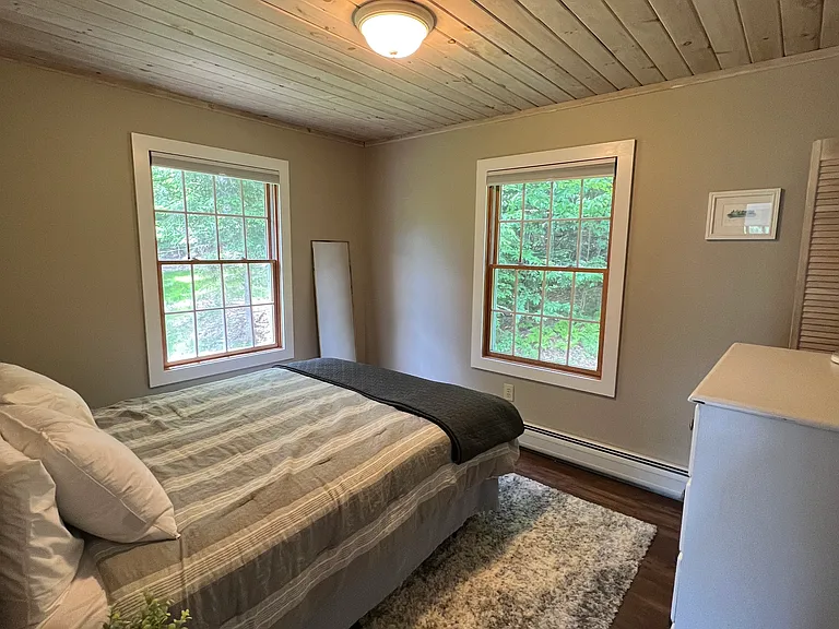 460 Mecawee Rd — Photo 12