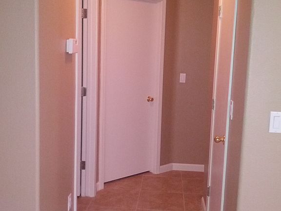 4th image of 1387 Doucette Dr