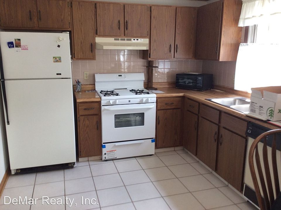 1st image of 6078 Applecrest Ct #D