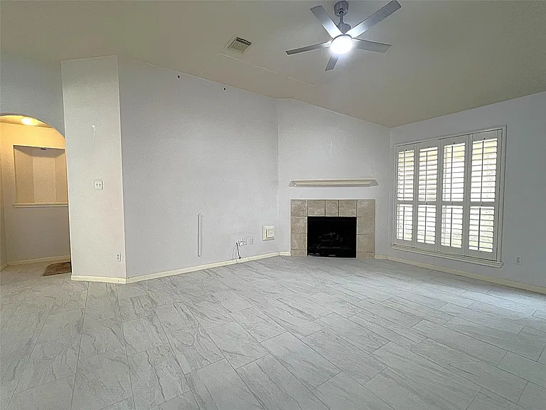 6839 Catarina Cir — Photo 15