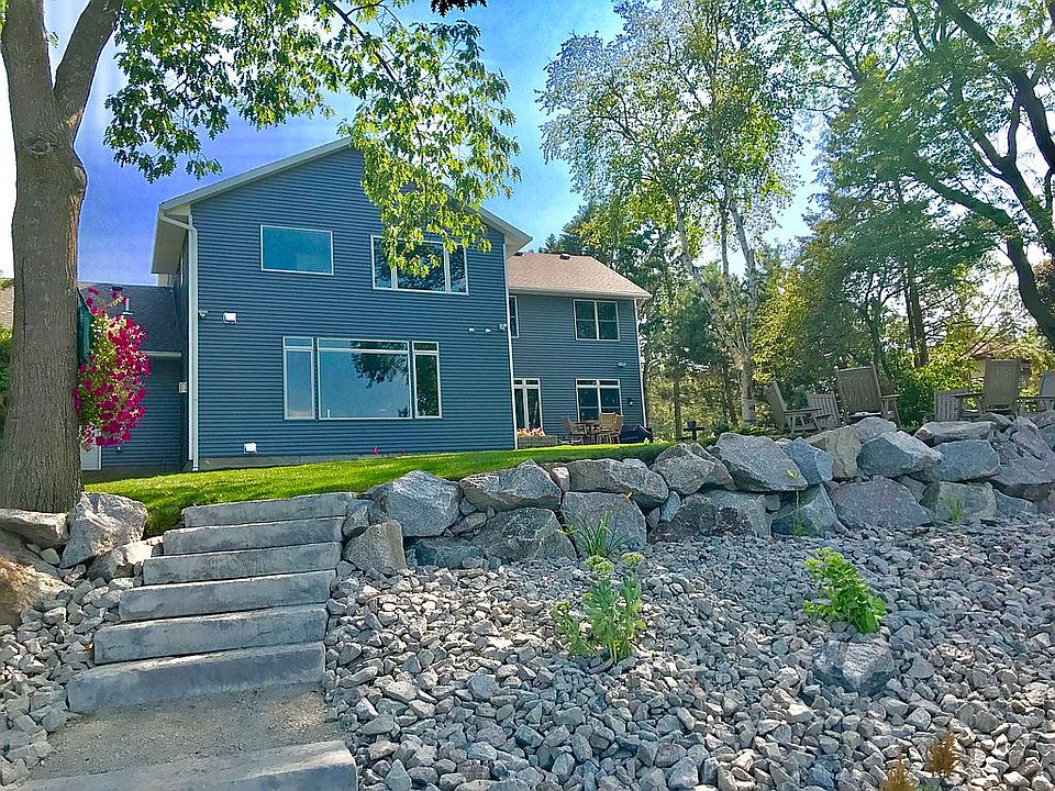 2nd image of 1613 Peltier Lake Dr