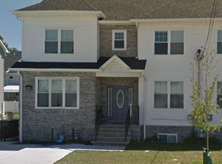 812 E County Line Rd, Lakewood, NJ 08701