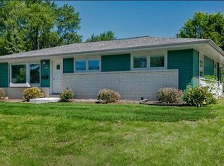 5778 Oakwood St, Greendale, WI 53129