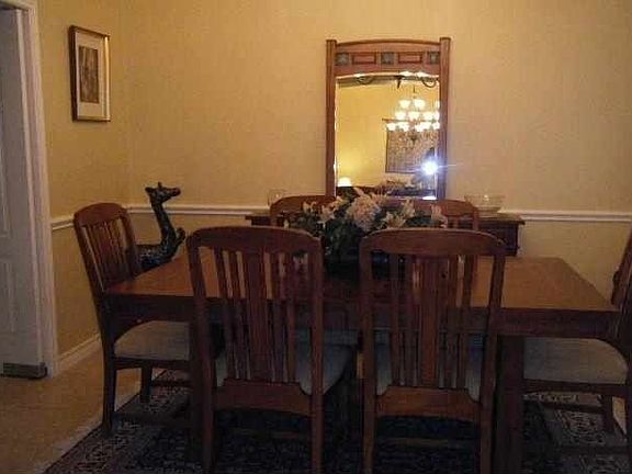 3rd image of 3014 Chaucer Dr