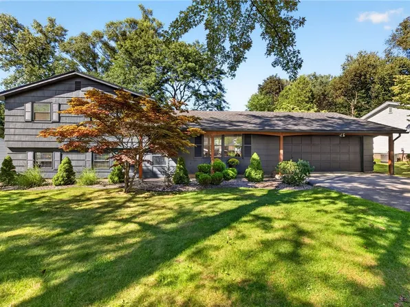 362 Hillview Dr, Rochester, NY 14622