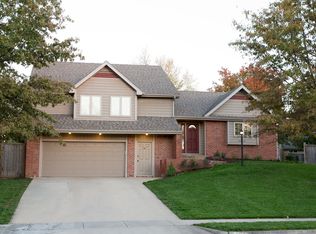 1106 Parkside Rd, Lawrence, KS 66049