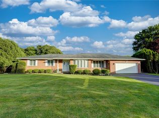 58 Venice Cir, Rochester, NY 14609