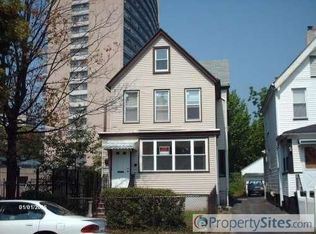91 Sanford St, East Orange, NJ 07018
