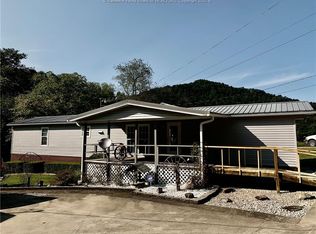 20530 Spruce River Rd, Jeffrey, WV 25114