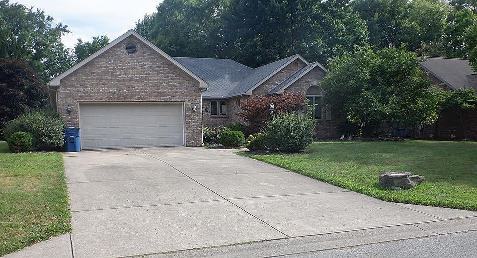 1st image of 431 Meadows Dr