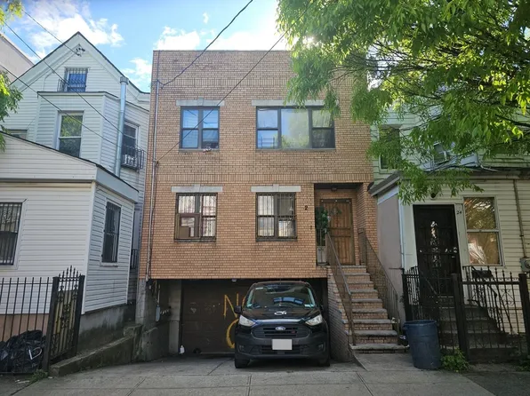 26 Doscher St, Brooklyn, NY 11208