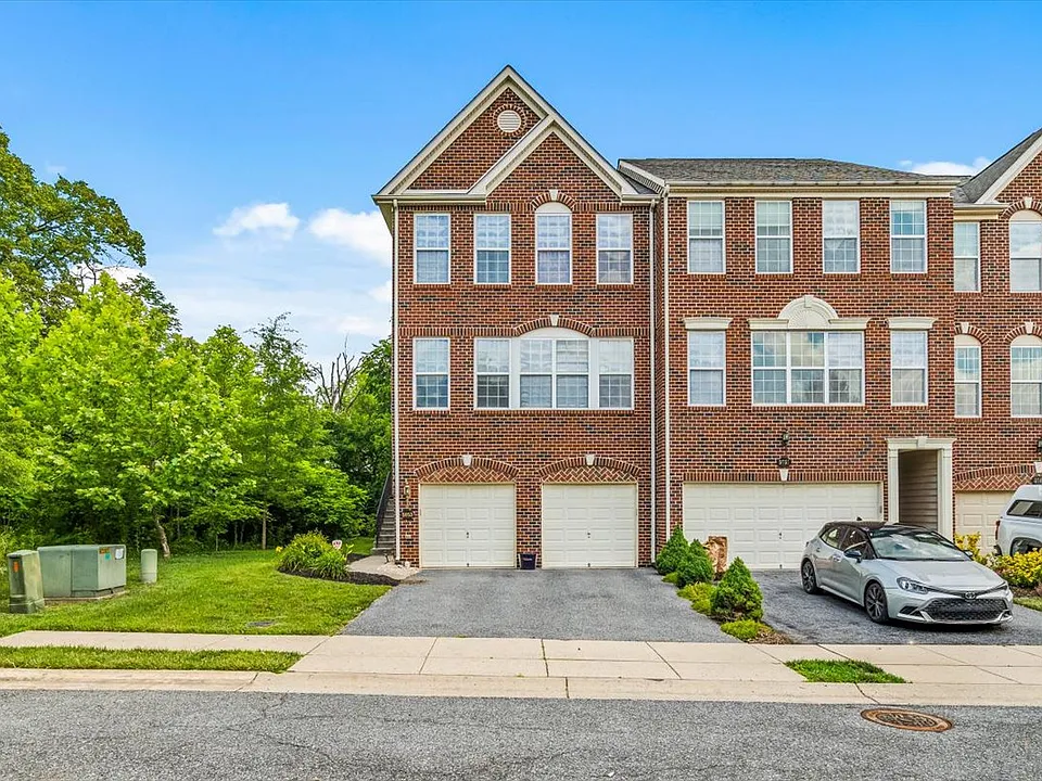 5053 Wesley Sq #1