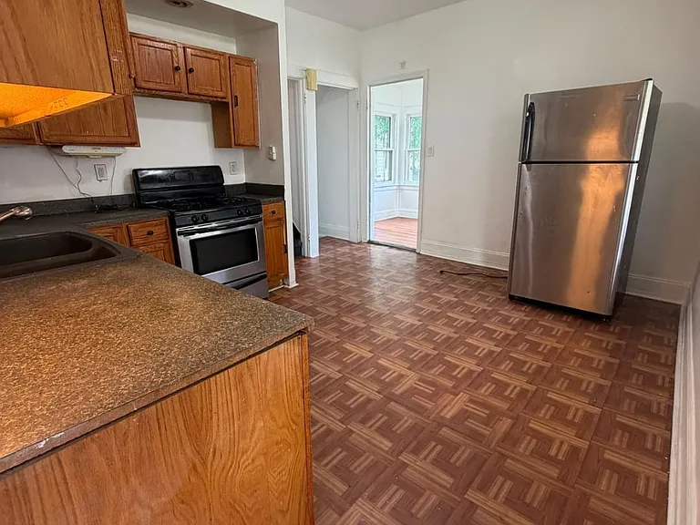 3209 W 54th St — Photo 9