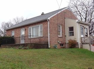 1430 Windsor Rd, Red Lion, PA 17356