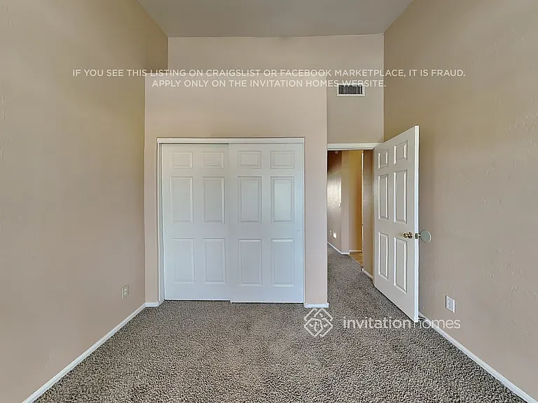 11634 W Clover Way — Photo 12