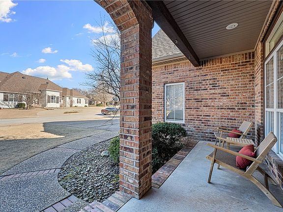 3rd image of 5443 W Chardonnay Ct