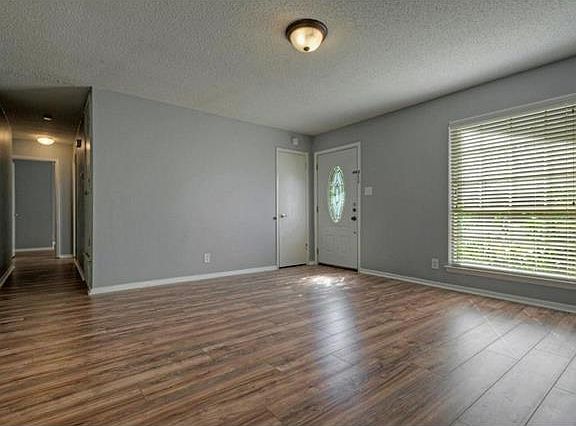 4th image of 4804 Bundyhill Dr