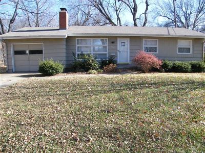 7243 Robinson Dr, Overland Park, KS, 66204