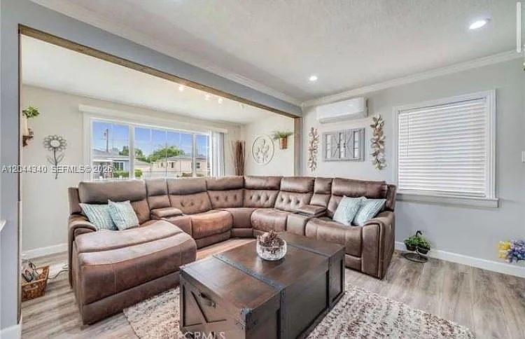 5131 Gaviota Ave — Photo 5