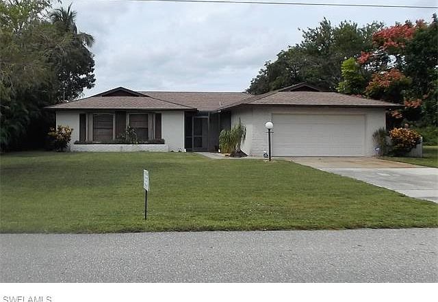 1st image of 318 SE 8th Pl