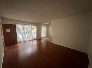 3945 W 8th St APT 2, Los Angeles, CA 90005
