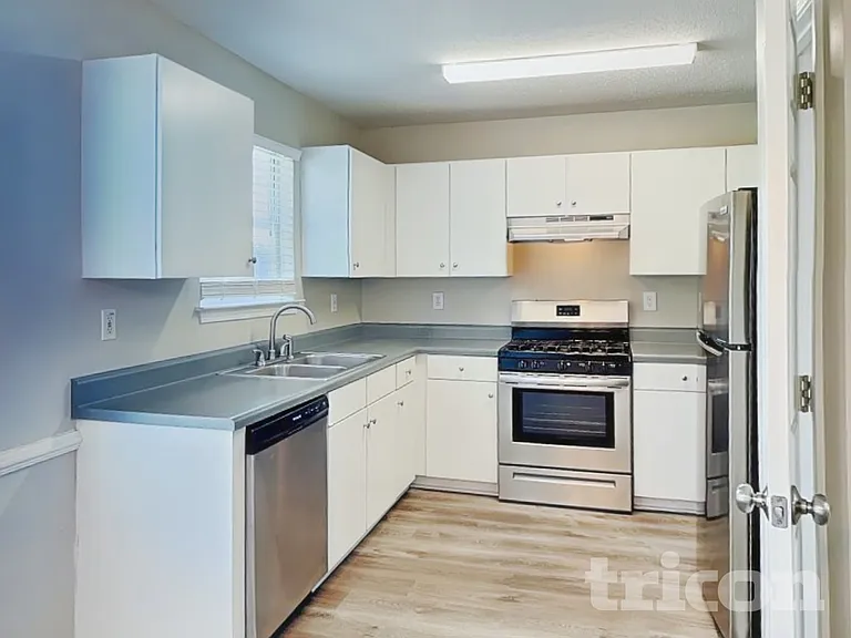 1057 Misty Meadows Point — Photo 5