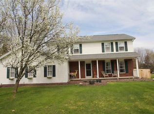 363 Taylor Rd, Honeoye Falls, NY 14472