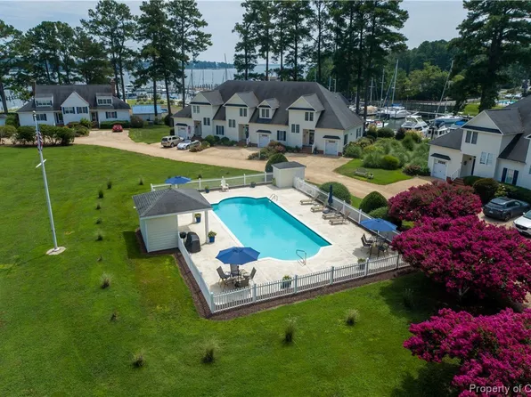 1028 Fishing Bay Rd, Deltaville, VA 23043