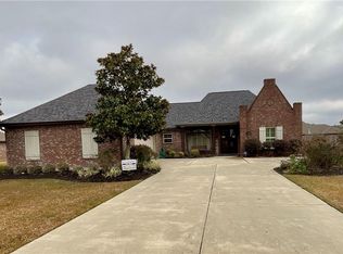 2420 Doran Dr, Lake Charles, LA 70611