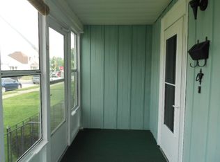 121 N 7th St, West Terre Haute, IN 47885