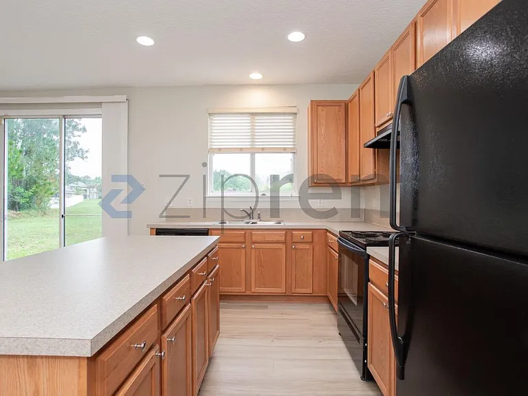 76195 Deerwood Dr — Photo 14