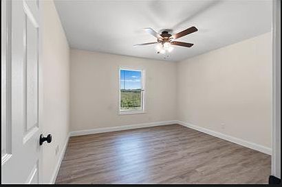 2nd image of 199 Iylas Ln #102