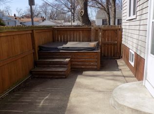 18539 Miller Dr, Lansing, IL