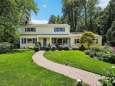 10 Harned Drive, Centerport, NY, 11721