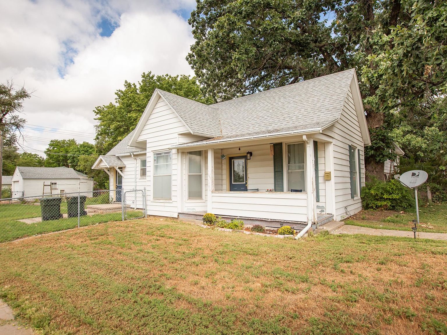 702 W 2nd St, Mccook, NE 69001 MLS 33140 Zillow